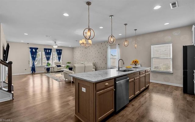 2530 William Joseph Lane, High Point, NC 27265