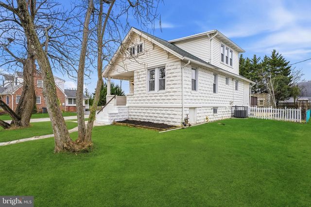 8000 OAKLEIGH RD, Baltimore, MD 21234