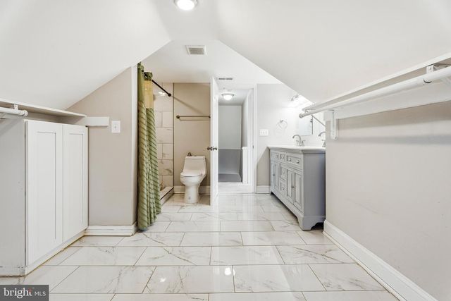 8000 OAKLEIGH RD, Baltimore, MD 21234