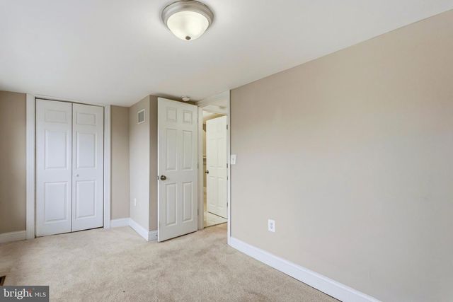 8000 OAKLEIGH RD, Baltimore, MD 21234