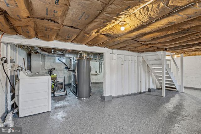 8000 OAKLEIGH RD, Baltimore, MD 21234