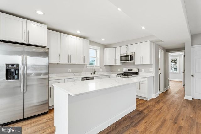 8000 OAKLEIGH RD, Baltimore, MD 21234