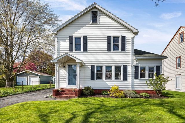 38 Brett Road, Irondequoit, NY 14609