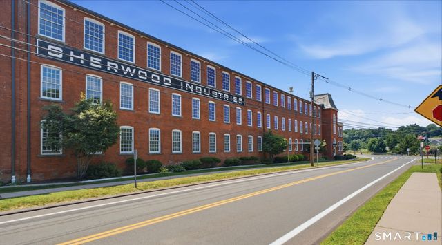 10 Main Street 324, Berlin, CT 06037