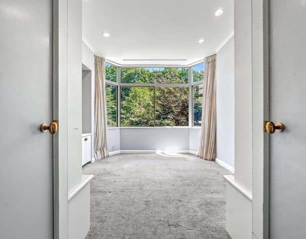 99-10 Florence Street 2A, Newton, MA 02467