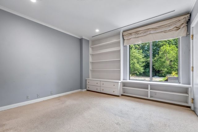 99-10 Florence Street 2A, Newton, MA 02467