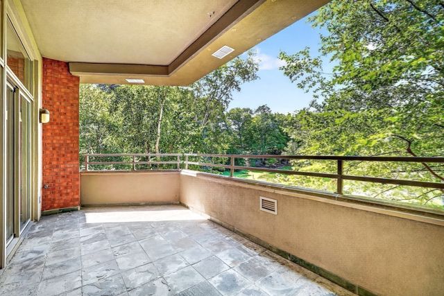 99-10 Florence Street 2A, Newton, MA 02467
