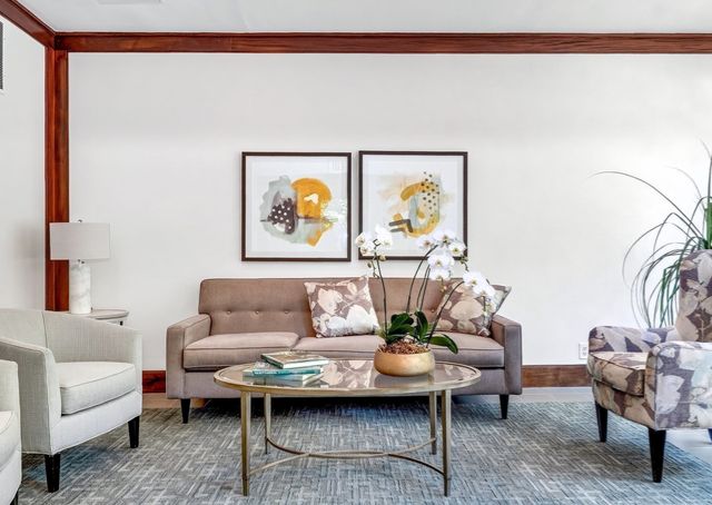 99-10 Florence Street 2A, Newton, MA 02467