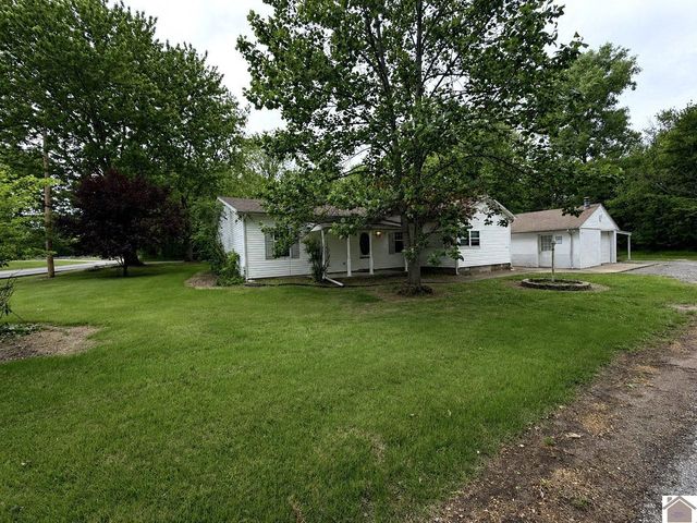 12901 Woodville Road, Kevil, KY 42053