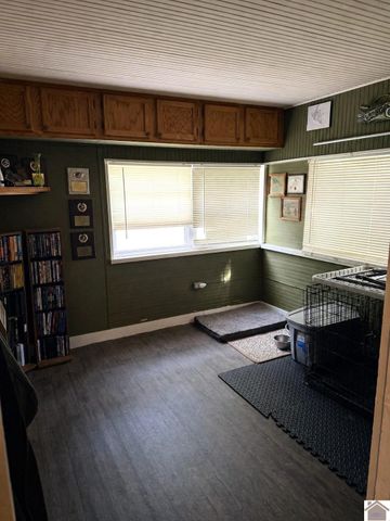 12901 Woodville Road, Kevil, KY 42053