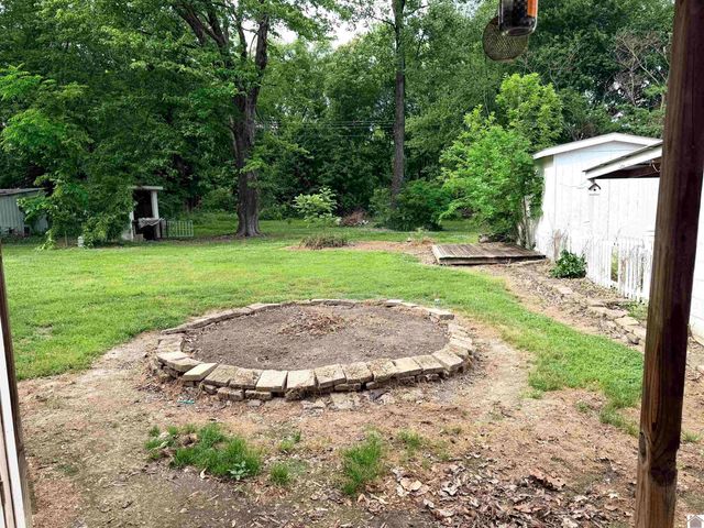 12901 Woodville Road, Kevil, KY 42053