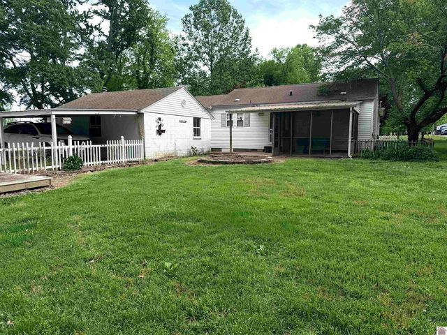 12901 Woodville Road, Kevil, KY 42053