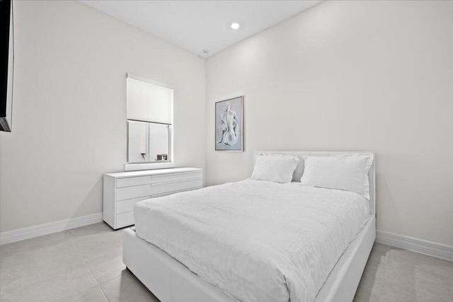 10571 Northbrook Circle, Palm Beach Gardens, FL 33412