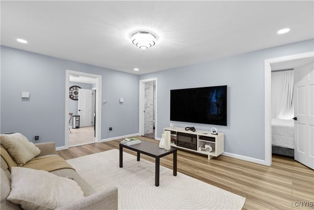 1105 Ash Street, Utica, NY 13502