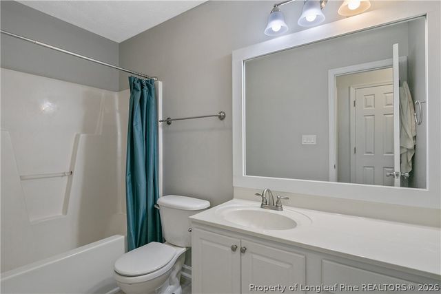 4011 Red Oak Drive, Fayetteville, NC 28306