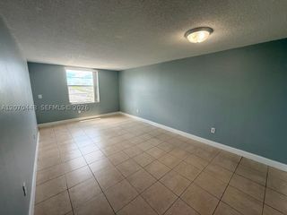 5775 W 20th Ave 402, Hialeah, FL 33012