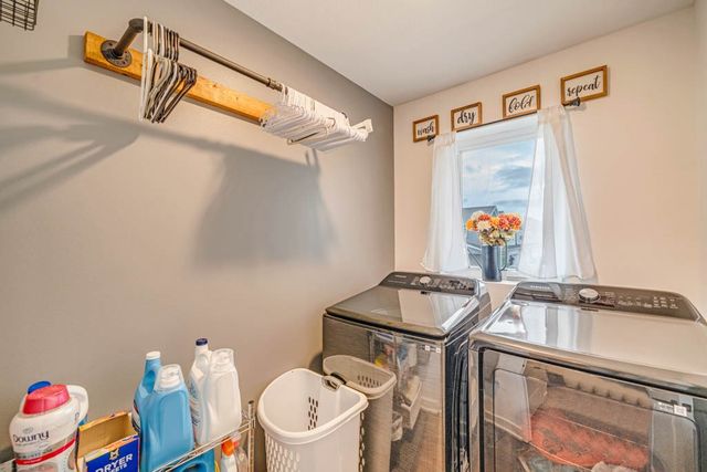 3303 NW Cedarwood Lane, Ankeny, IA 50023