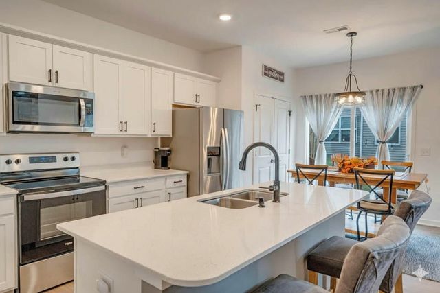 3303 NW Cedarwood Lane, Ankeny, IA 50023