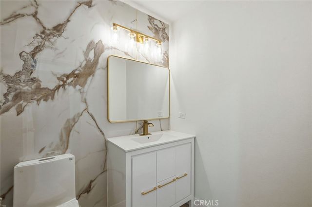 25868 Boulder Rock Pl, Menifee, CA 92585