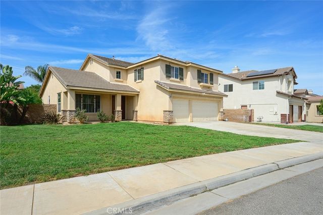 25868 Boulder Rock Pl, Menifee, CA 92585