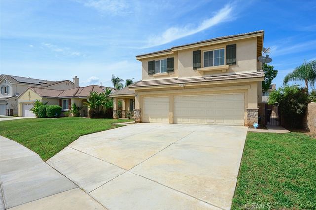 25868 Boulder Rock Pl, Menifee, CA 92585