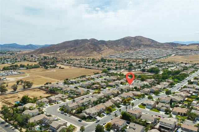 25868 Boulder Rock Pl, Menifee, CA 92585