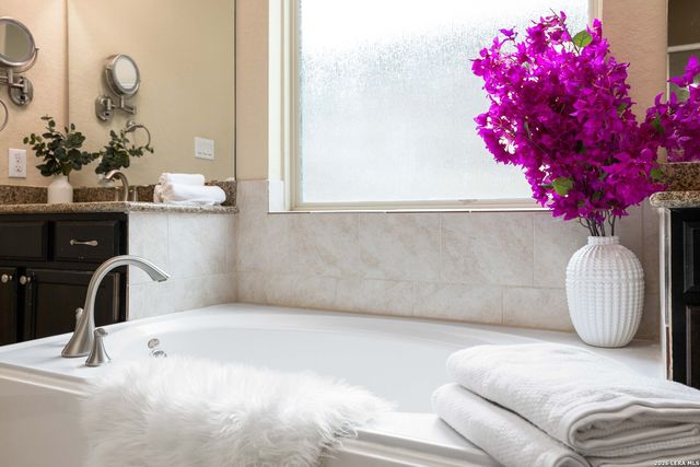 8627 Sierra Sky, San Antonio, TX 78254