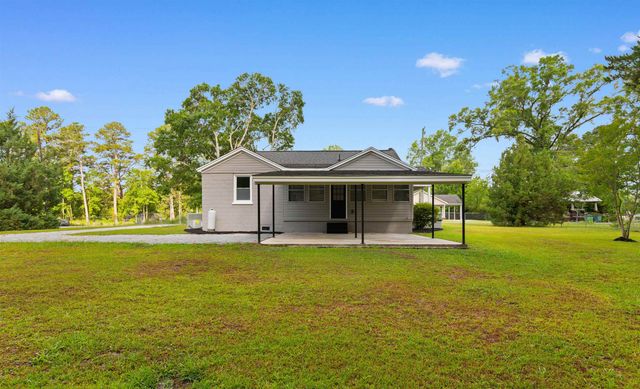 305 S Magnolia Ave., Andrews, SC 29510