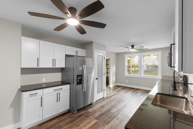 305 S Magnolia Ave., Andrews, SC 29510