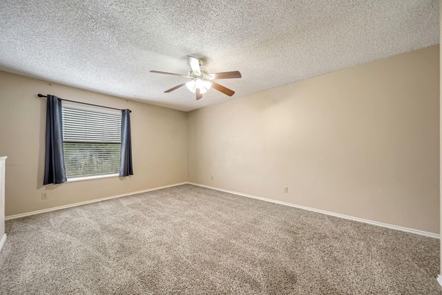 2501 Gulf Freeway 256D, Dickinson, TX 77539