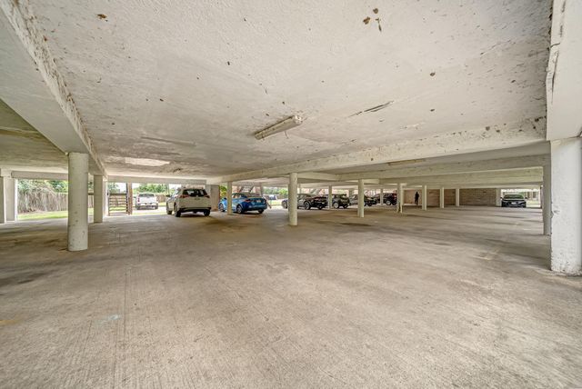 2501 Gulf Freeway 256D, Dickinson, TX 77539