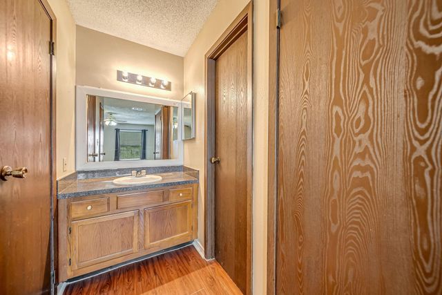 2501 Gulf Freeway 256D, Dickinson, TX 77539