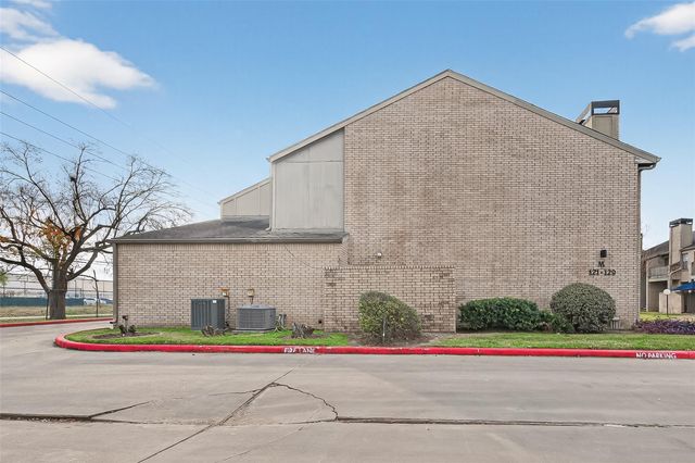 10811 Richmond Avenue 121, Houston, TX 77042
