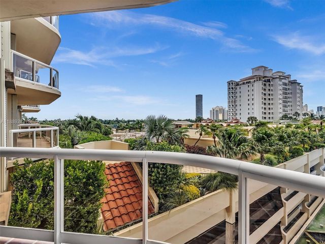 20191 E Country Club Drive 511, Aventura, FL 33180