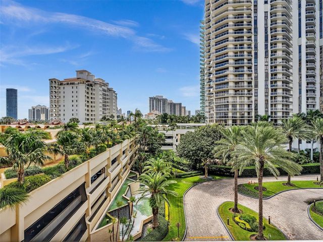 20191 E Country Club Drive 511, Aventura, FL 33180