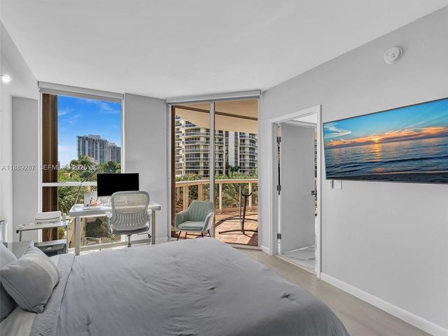 20191 E Country Club Drive 511, Aventura, FL 33180