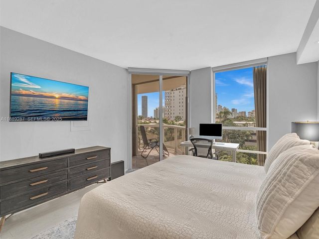20191 E Country Club Drive 511, Aventura, FL 33180