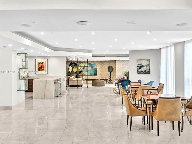 20191 E Country Club Drive 511, Aventura, FL 33180