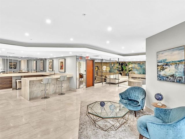 20191 E Country Club Drive 511, Aventura, FL 33180