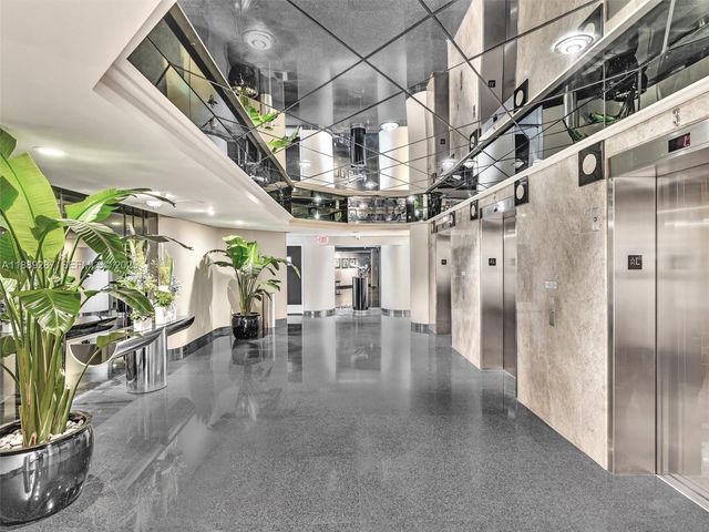 20191 E Country Club Drive 511, Aventura, FL 33180