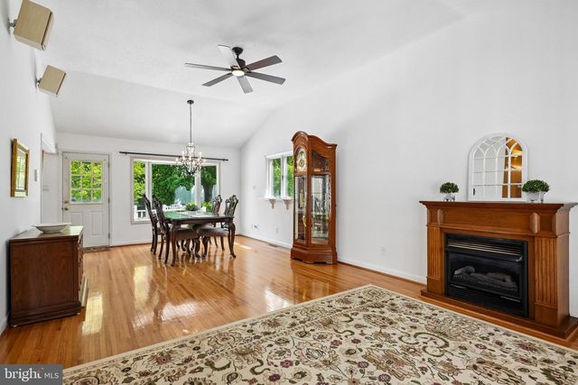 91 WEDGEWOOD DR, Cinnaminson, NJ 08077