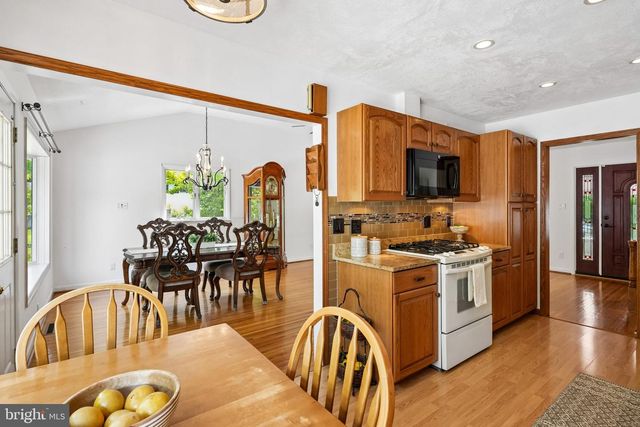 91 WEDGEWOOD DR, Cinnaminson, NJ 08077