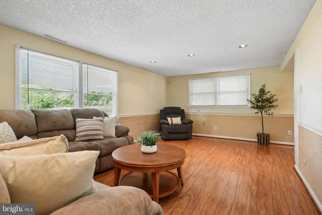 91 WEDGEWOOD DR, Cinnaminson, NJ 08077
