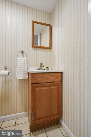 91 WEDGEWOOD DR, Cinnaminson, NJ 08077