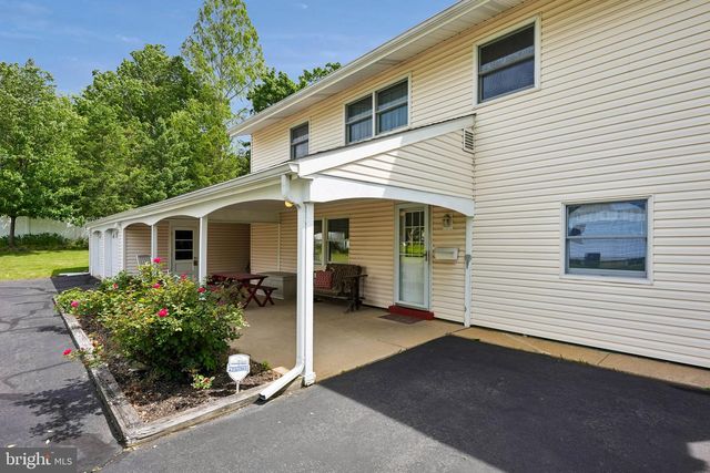 91 WEDGEWOOD DR, Cinnaminson, NJ 08077