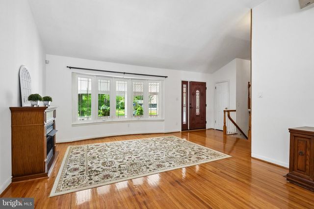 91 WEDGEWOOD DR, Cinnaminson, NJ 08077