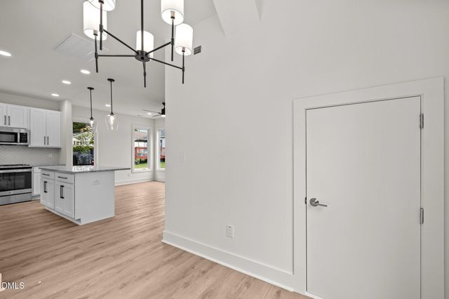 2002 B Riddle Road, Durham, NC 27713