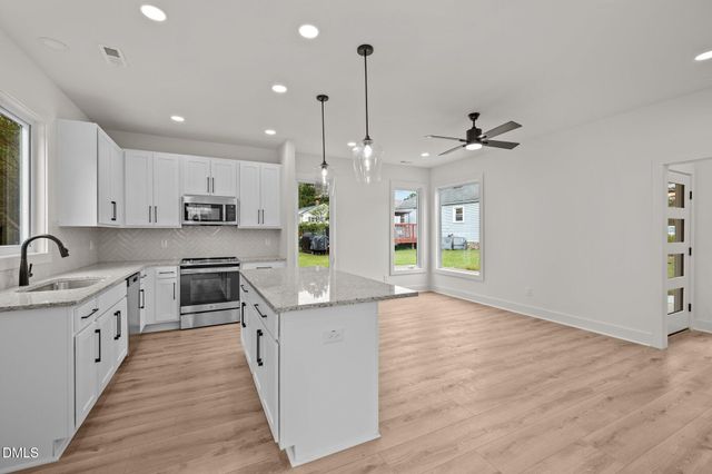 2002 B Riddle Road, Durham, NC 27713