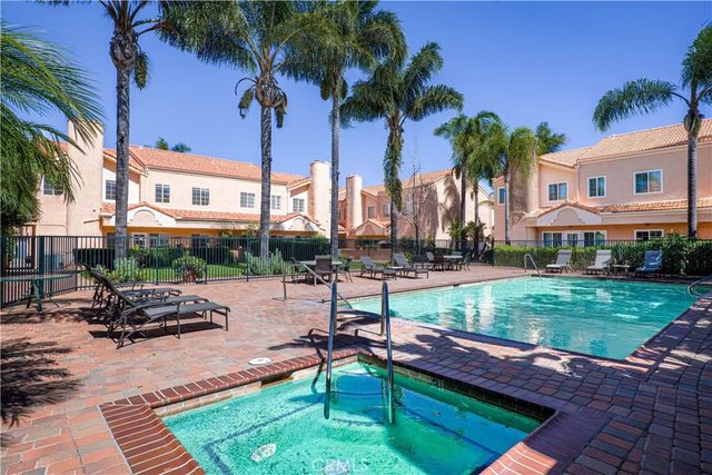 5200 White Oak Avenue 63, Encino, CA 91316