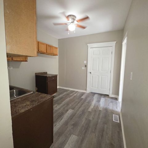 7811 S Champlain Avenue, Chicago, IL 60619